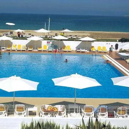 Club Le Grand Bleu 3* Calcatoggio (Corsica)